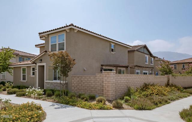 1926 S Pump House Lane, Santa Paula CA: https://media.crmls.org/mediaz/b16bafbe-fb8e-4b8b-8705-623b43ca164f.jpg