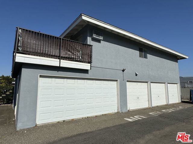 235 S Delano Street, Anaheim CA: https://media.crmls.org/mediaz/b16c82bc-804c-4a00-9006-1a16d2d6d849.jpg