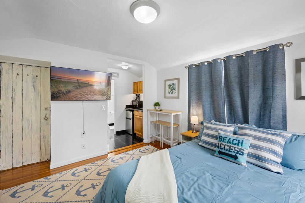 1303 Cave Street - photo 20