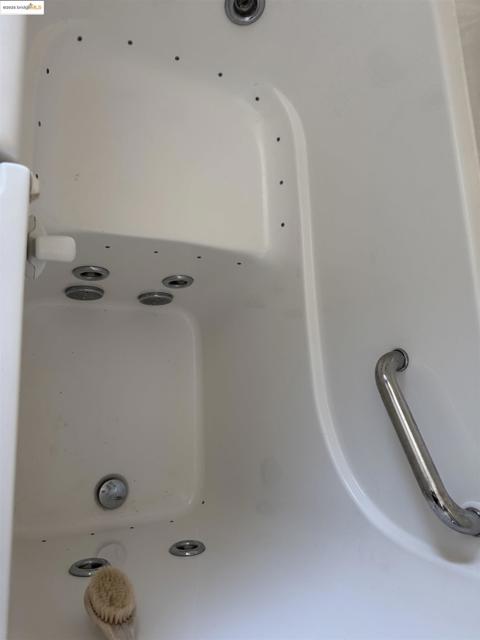 137 Zartop, Oakley CA: https://media.crmls.org/mediaz/b16db0c4-9b24-4feb-a12c-945053bf9ed9.jpg
