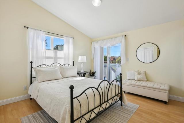 611 Poplar Street, Half Moon Bay CA: https://media.crmls.org/mediaz/b16ff115-e15f-48d3-888c-a7fd4bb299a1.jpg