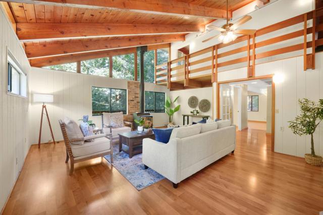 17855 Kiowa Trail, Los Gatos CA: https://media.crmls.org/mediaz/b1709f0b-a1ee-41ad-aa3a-3b16f7bd62bc.jpg