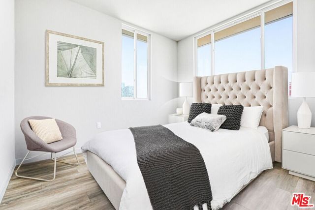 2847 Leeward Avenue, Los Angeles CA: https://media.crmls.org/mediaz/b172277e-ce23-4920-b516-e5dccfbf833e.jpg