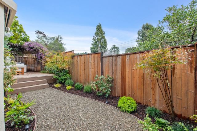 Image 48 of 58 For 3938 Oakmore Rd