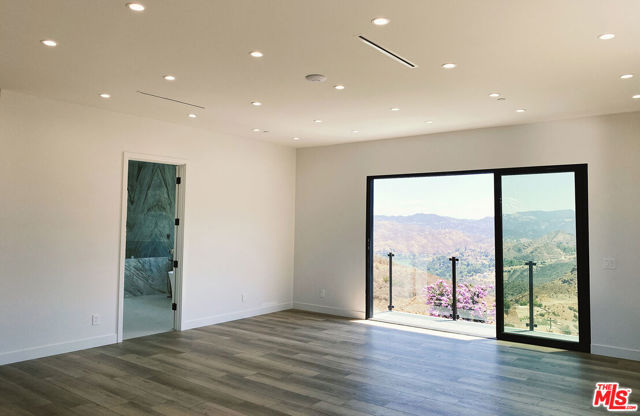 1700 Cadenhorn Drive photo 32