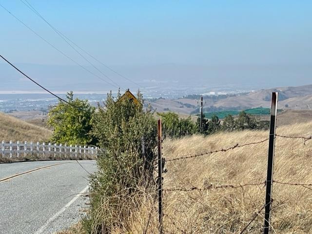 0 Felter Road, San Jose CA: https://media.crmls.org/mediaz/b1736b83-03f4-4317-95d5-3d6b7a5c1e2b.jpg