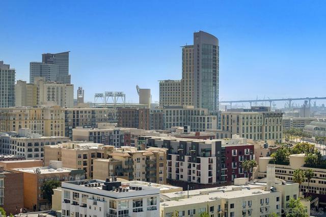 555 Front St, San Diego CA: https://media.crmls.org/mediaz/b173ca8e-8353-4566-ae75-27784b60974a.jpg