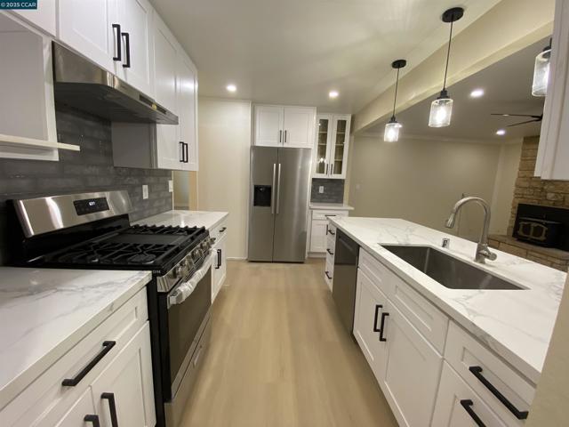 3063 Simas Ave, Pinole CA: https://media.crmls.org/mediaz/b1743e3c-1273-4a79-a6bd-ca619e4361f2.jpg