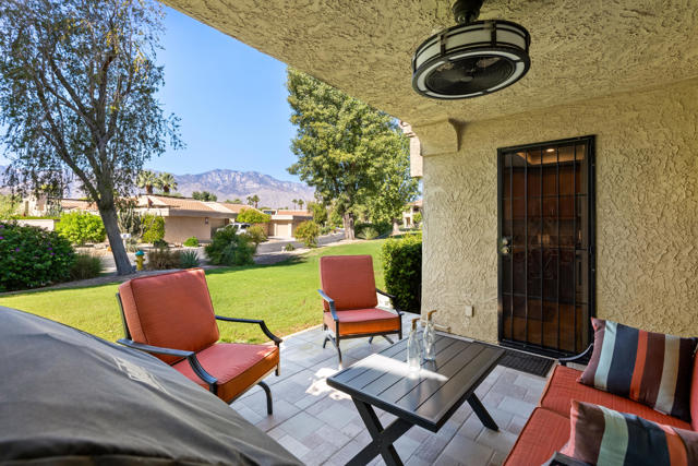 34041 Calle Mora, Cathedral City CA: https://media.crmls.org/mediaz/b174535a-dd97-47fe-840c-5f4955c9d8a5.jpg