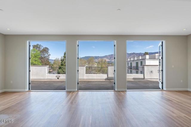 Detail Gallery Image 6 of 35 For 533 E Union St #501,  Pasadena,  CA 91101 - 3 Beds | 3 Baths
