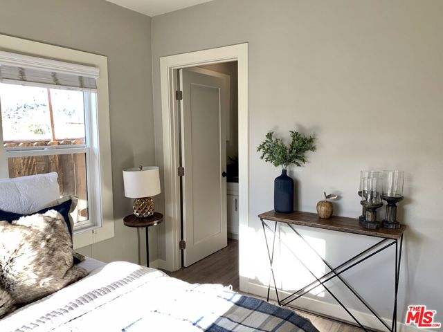 2647 GRANADA Street, Los Angeles CA: https://media.crmls.org/mediaz/b1773daf-3837-40e6-8c54-5e3db216bd96.jpg