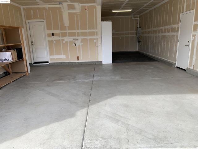 8047 Westport Circle, Discovery Bay CA: https://media.crmls.org/mediaz/b17917a7-c47d-41e8-962d-50e9af971258.jpg
