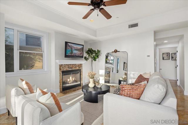 411 Orange Ave, Coronado CA: https://media.crmls.org/mediaz/b179ecaf-8a2b-4adf-a186-e957762d0409.jpg