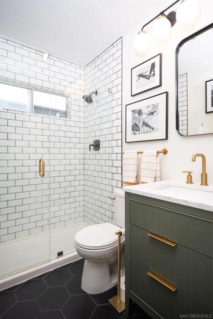 4218 Hamilton Street, San Diego CA: https://media.crmls.org/mediaz/b17b083a-cc47-4ec4-98f1-fbf5e76dcabf.jpg