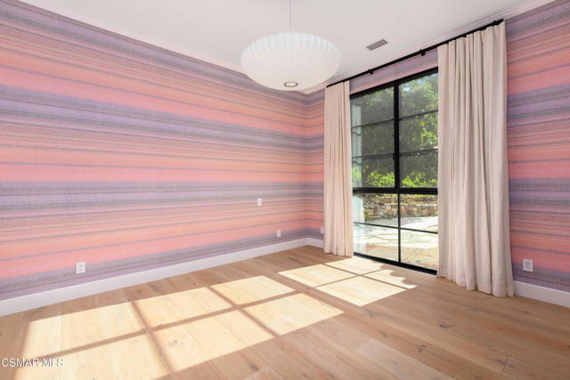 87 Pinecrest Road, Westlake Village CA: https://media.crmls.org/mediaz/b17b18cc-e4ec-4332-bcd6-43c3ae04cf30.jpg