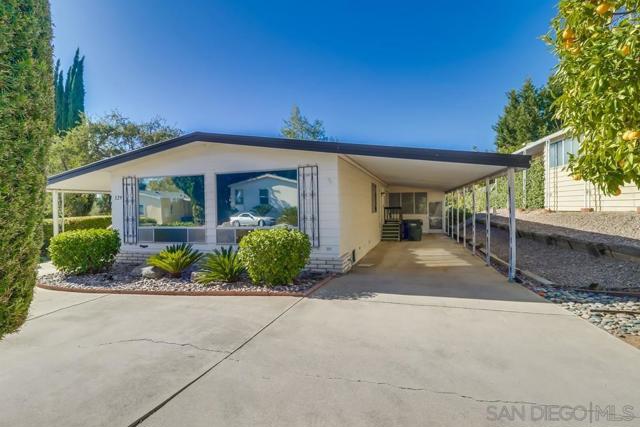 18218 Paradise Mountain Road, Valley Center CA: https://media.crmls.org/mediaz/b17b8f3e-509a-4e90-897d-f30641c57a1a.jpg