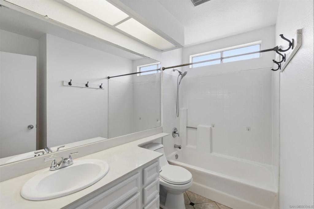 4158 Esperanza Way - photo 17