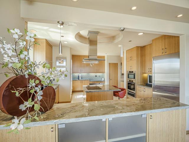 515 2nd Street, Santa Cruz CA: https://media.crmls.org/mediaz/b17c2722-301f-43f1-9388-465febd7b032.jpg