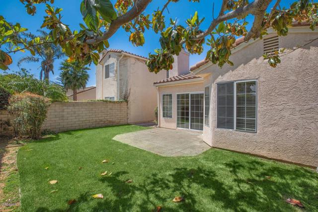 2188 Eastridge Loop, Oxnard CA: https://media.crmls.org/mediaz/b17ecfc9-2136-47e6-856e-174754b48287.jpg
