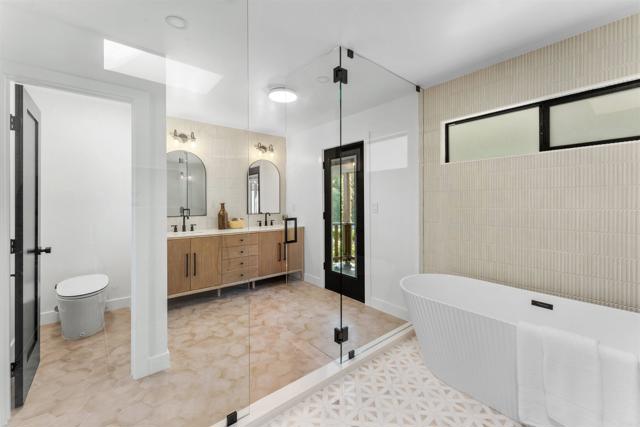 5777 Desert View Drive, La Jolla CA: https://media.crmls.org/mediaz/b17f5a63-549b-4fdf-bf86-9a352e3ad831.jpg