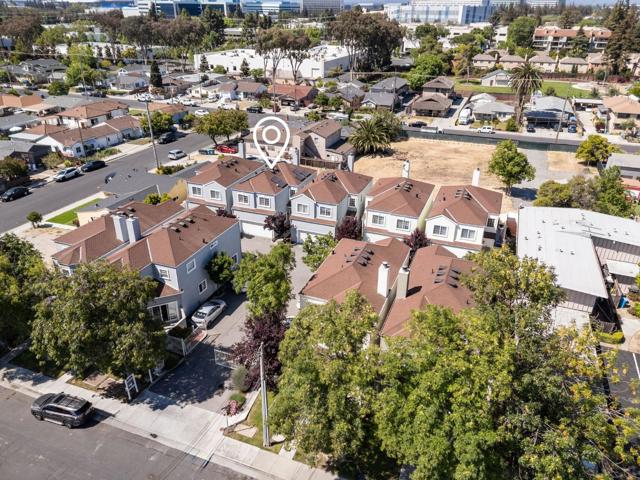 4220 Ramshall Place, Santa Clara CA: https://media.crmls.org/mediaz/b17fd531-1b08-40f9-bf9a-c2ae512bb128.jpg