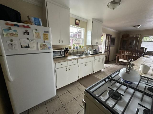 Image 17 of 76 For 32303240 Mission Drive