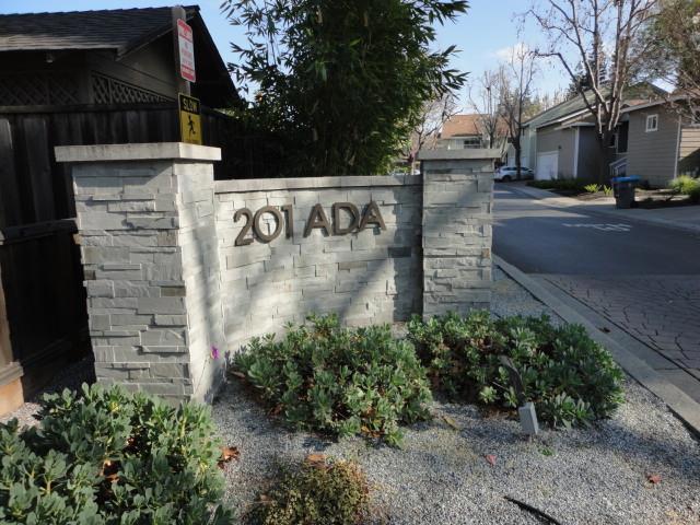 201 Ada Avenue, Mountain View CA: https://media.crmls.org/mediaz/b1814bd1-2fd2-4b5d-a7ca-e0d57b046b00.jpg