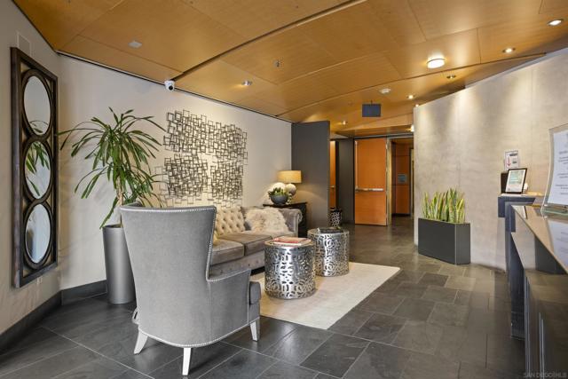 877 Island Avenue, San Diego CA: https://media.crmls.org/mediaz/b1819474-743f-4792-92d1-12d05dbdb4e3.jpg