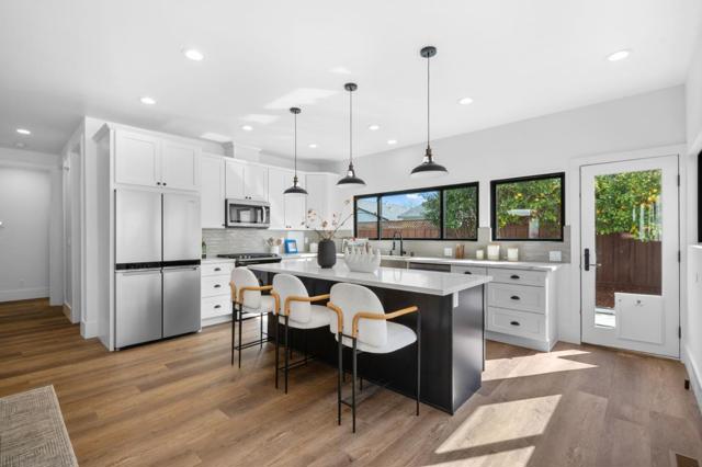 288 Clearpark Circle, San Jose CA: https://media.crmls.org/mediaz/b1826e1c-24e7-4977-8b9b-b01fc0d685e4.jpg