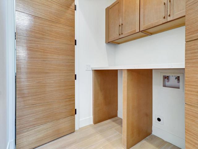 52120 Avenida Alvarado, La Quinta CA: https://media.crmls.org/mediaz/b182d267-8868-41a0-a46a-f382d397db9d.jpg