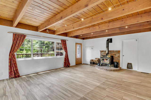 53200 Forest Lake Drive, Idyllwild CA: https://media.crmls.org/mediaz/b1841405-a713-42e9-833c-e2073649afd0.jpg