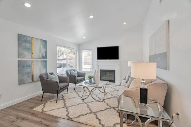 3915 Jerabek Court, San Jose CA: https://media.crmls.org/mediaz/b185134c-a3b1-4a81-b9e5-e1093247fc24.jpg