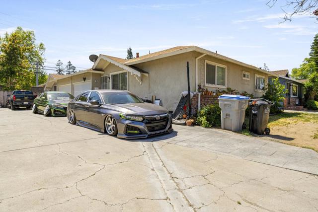 938 College Drive, San Jose CA: https://media.crmls.org/mediaz/b1853155-9bf5-4ee7-8348-c76f6a06d646.jpg