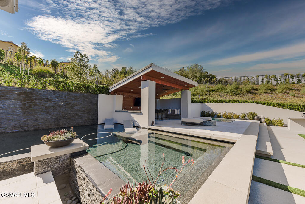 MLS #225003489 img 16