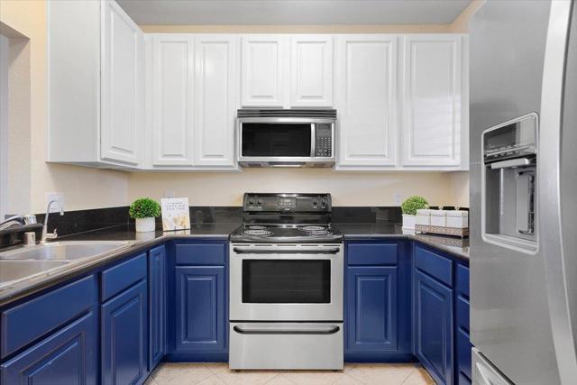 2200 Agnew Road, Santa Clara CA: https://media.crmls.org/mediaz/b185d549-63ca-4bf4-b310-1b0dd32a8992.jpg