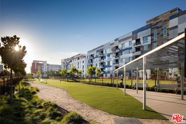 1910 S Union Street, Anaheim CA: https://media.crmls.org/mediaz/b1887f73-b2b9-4797-b6f0-1dc507d50034.jpg