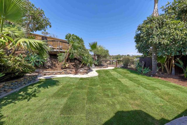 7912 Blue Jay Place, San Diego CA: https://media.crmls.org/mediaz/b188c3e0-ce0c-4dc1-af9e-774c80841e73.jpg