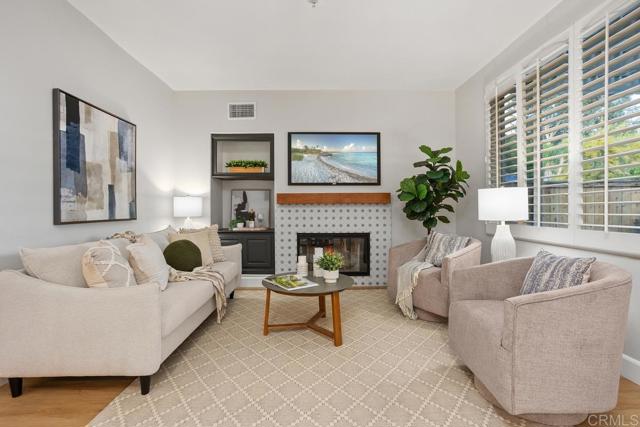3071 Sprucewood Ln, Escondido CA: https://media.crmls.org/mediaz/b189bdd7-d29b-4d47-9b68-93e567e1c164.jpg