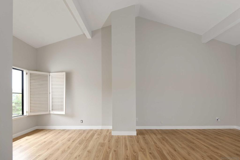 MLS #250042895SD image #32