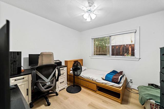 3328 Arqueado Drive, San Jose CA: https://media.crmls.org/mediaz/b18b6432-469f-489b-a7ad-797f13e76908.jpg