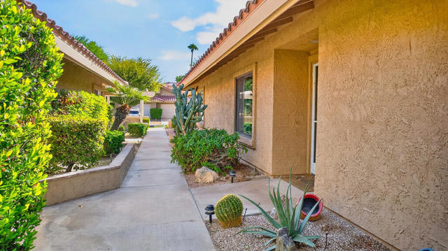 41365 Woodhaven Drive W, Palm Desert, CA 92211