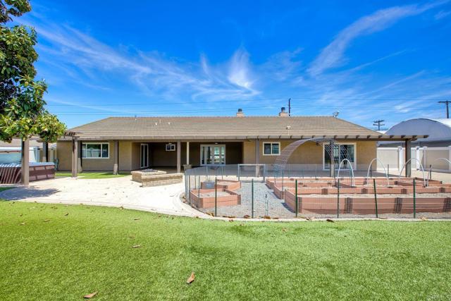 Detail Gallery Image 33 of 50 For 13815 Hilldale Rd, Valley Center,  CA 92082 - 5 Beds | 4 Baths