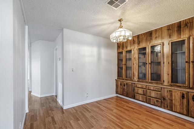 316 Los Encinos St, San Jose CA: https://media.crmls.org/mediaz/b18e74a4-c74f-4710-8f97-5bb581e238eb.jpg