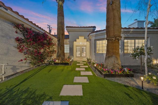 44220 Grand Canyon Lane, Palm Desert CA: https://media.crmls.org/mediaz/b1918014-a789-4c88-b84a-f992e95fbfe9.jpg