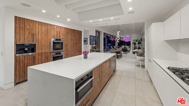 2630 EDEN Place, Beverly Hills CA: https://media.crmls.org/mediaz/b192fd2d-53b3-4c42-9fb1-6ca3ae81dba3.jpg