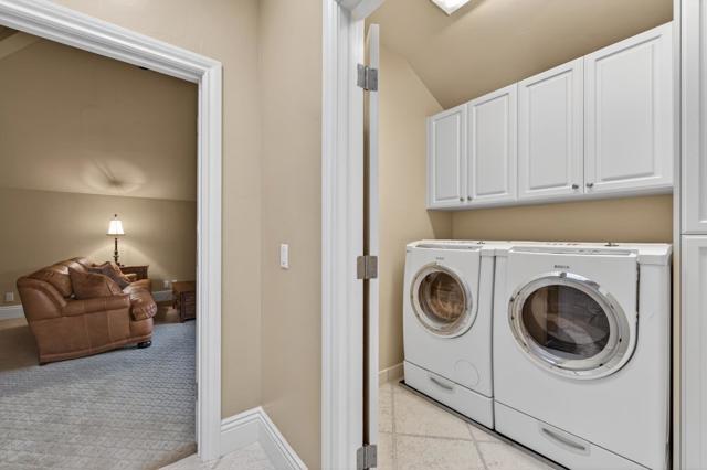 9540 Via Del Oro, Gilroy CA: https://media.crmls.org/mediaz/b193c237-d761-42da-8e92-44ddf4bc15b4.jpg