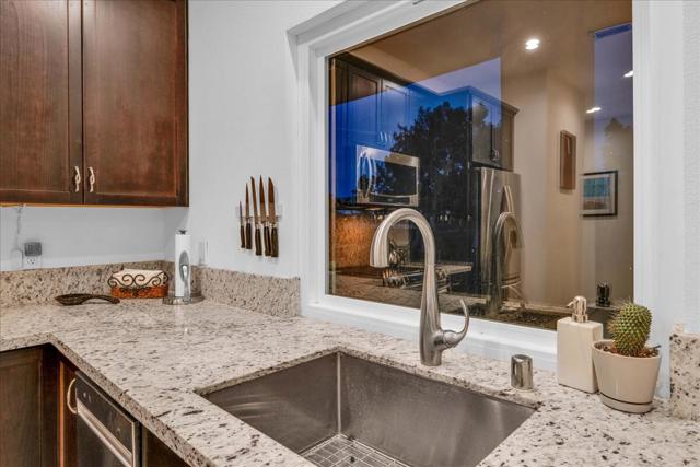 67350 W Chimayo Drive, Cathedral City CA: https://media.crmls.org/mediaz/b194927e-c843-4eff-a4cd-9529896b611d.jpg