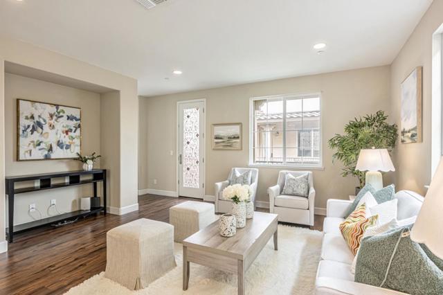 217 Catherine Place, Hayward CA: https://media.crmls.org/mediaz/b195cf8e-6ac5-4720-863b-2f6bb6b2da90.jpg