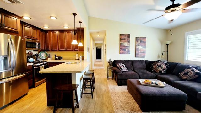 31200 Landau Boulevard, Cathedral City CA: https://media.crmls.org/mediaz/b1964002-cc56-47cf-8dd7-2bb789d3b525.jpg