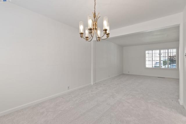 1927 Foxswallow Cir, Pleasanton CA: https://media.crmls.org/mediaz/b197b3a5-8dc1-4cd1-9419-735ec1f456e4.jpg